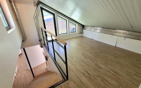 Maison à louer    5 pièces • 163,75 m2 Arbonne-la-Forêt