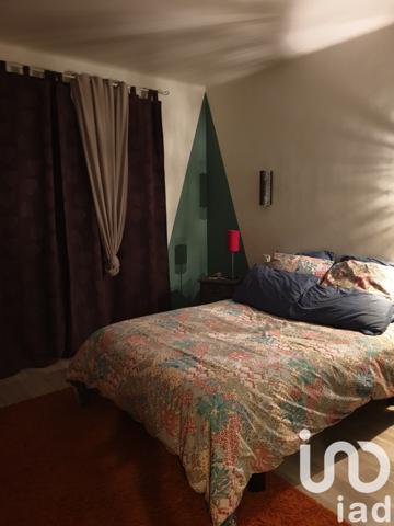 Maison 6 pièces de 175 m² à Eyrein (19800)