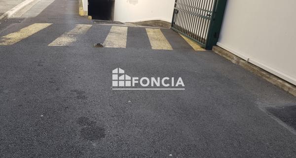 À vendre Parking 15 m² - Poissy 78300