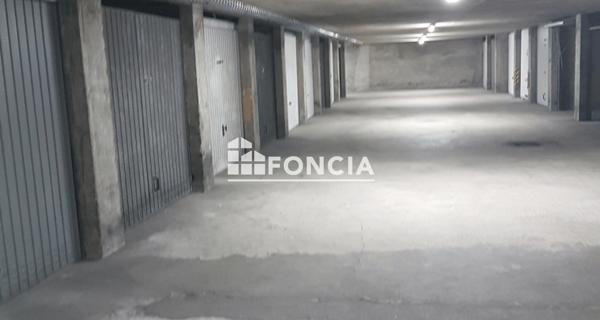 À vendre Parking 15 m² - Poissy 78300