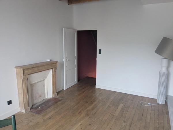 GUEMENE SUR SCORFF IMMEUBLE DE 230M² ENVIRON SUR 3 NIVEAUX AVEC JARDIN