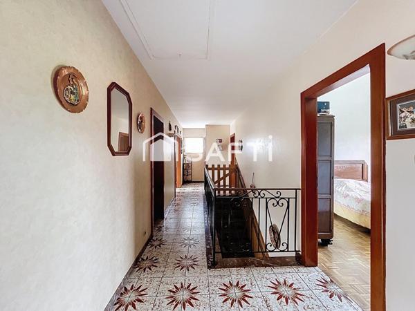 Maison individuelle de 163 m2 sur un terrain de 538 m2