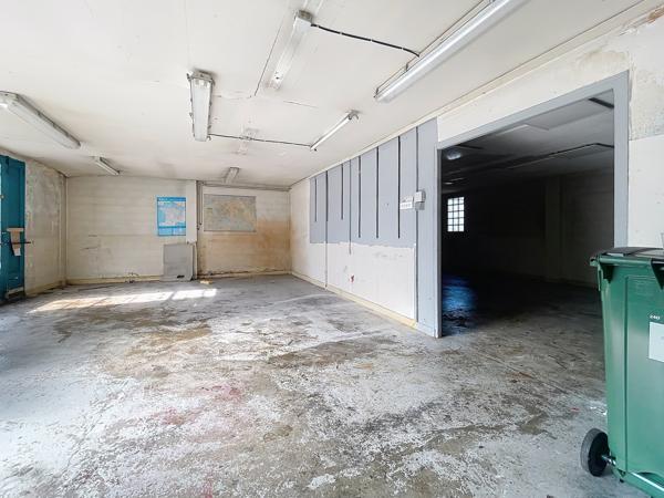 Maison
         7 pièces
        - 190 m² Exclusivité 595 000 € *