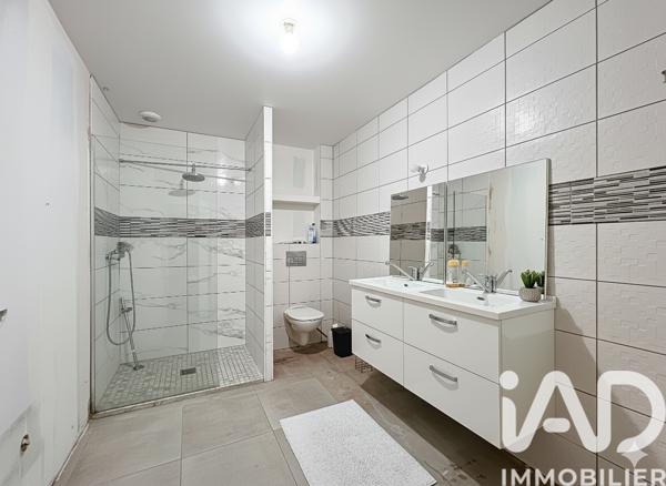 Maison à vendre 5 pièces 190 m² La Roche-Chalais