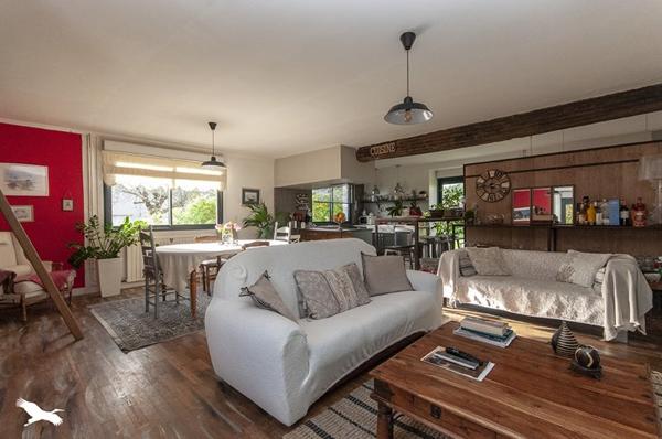 Maison à vendre |  Agonac |  8 pièces | 322 m²