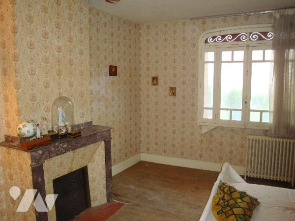 VILLEFRANCHE D'ALBIGEOIS : Immeuble historique, 14 route de Millau T9, 148 m2. avec jardin attenant.