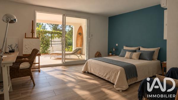 Maison à vendre 8 pièces 270 m² Carqueiranne