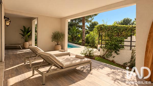 Maison à vendre 8 pièces 270 m² Carqueiranne