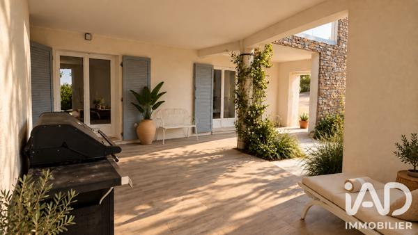 Maison à vendre 8 pièces 270 m² Carqueiranne