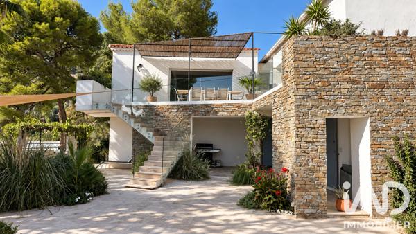 Maison à vendre 8 pièces 270 m² Carqueiranne