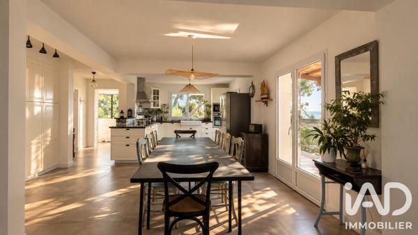 Maison à vendre 8 pièces 270 m² Carqueiranne
