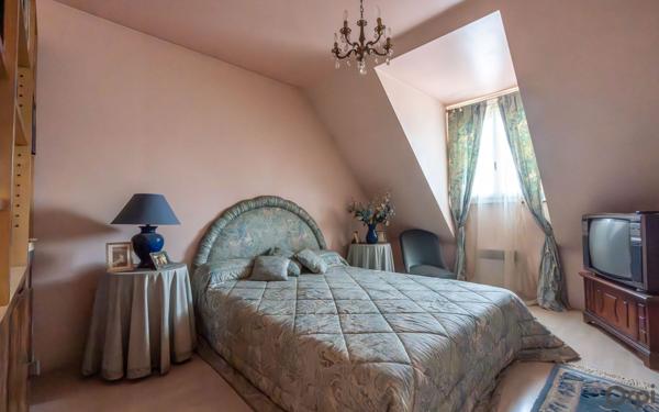 Maison à vendre    5 pièces • 117 m2 Champigny-sur-Marne