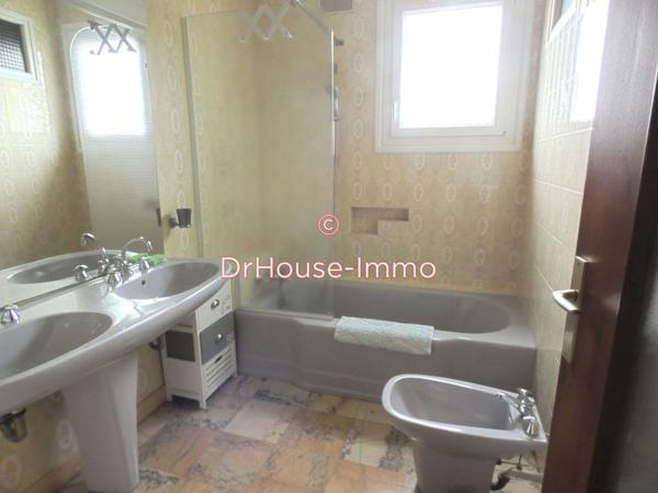 Maison à vendre 8 pièces de 220 m²