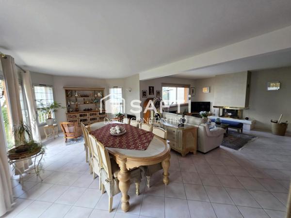 Propriété avec Piscine à Villemoisson sur Orge