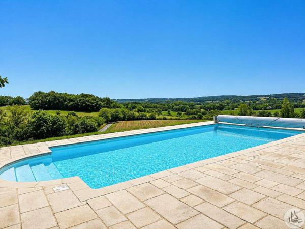 Charmante propriété en pierres avec gîte, piscine