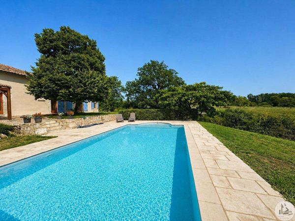 Charmante propriété en pierres avec gîte, piscine