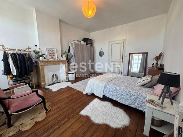 Exclusivité à 5 minutes Rochefort : Tonnay-Charente : Maison en pierre 113 m² env.
