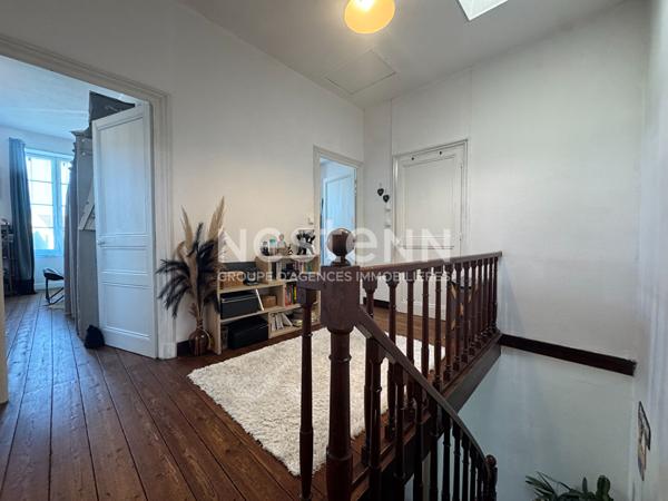 Exclusivité à 5 minutes Rochefort : Tonnay-Charente : Maison en pierre 113 m² env.