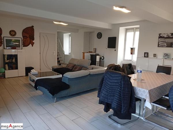 Maison à CHARMEIL, 03110 - 5 pièces 138m²