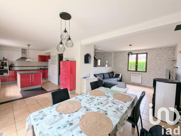 Maison à vendre 5 pièces 90 m² Saint-Aubin-d'Aubigné