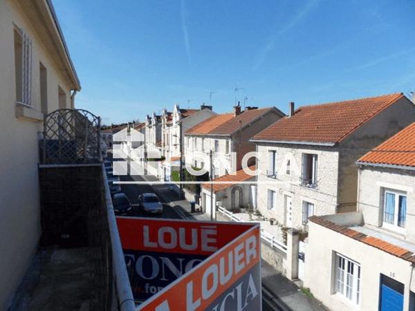 Location Studio 28.19 m² - 3 RUE DE TUNIS La Rochelle 17000