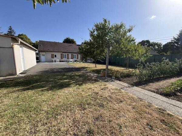 Maison à vendre 152 650 € Saint-Amand-Montrond 4 p 95 m² DPE