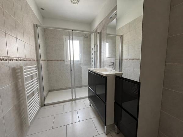 Maison à vendre 152 650 € Saint-Amand-Montrond 4 p 95 m² DPE