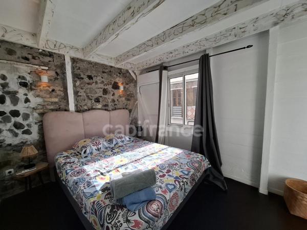 A vendre - Maison de Bourg Atypique et Rénovée – Vue Mer et Montagne – Saint-Pierre (972)