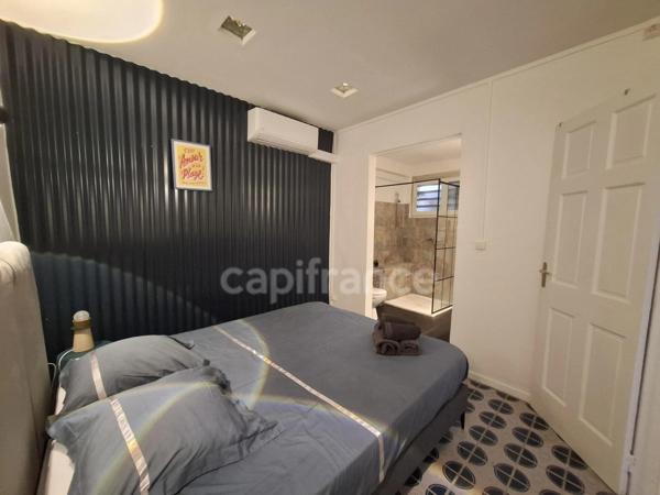 A vendre - Maison de Bourg Atypique et Rénovée – Vue Mer et Montagne – Saint-Pierre (972)