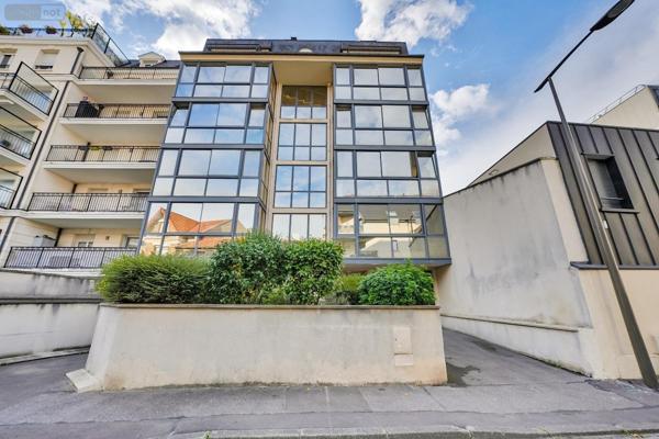 Appartement à vendre à Rosny-sous-Bois en Seine-Saint-Denis (93110), ref : 3 PIECES ROSNY SOUS BOIS   
ROSNY CENTRE
