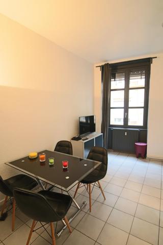 Lyon (69002) T2 Meublé- Presqu'ile - 40m2-Meublé- Disponible !