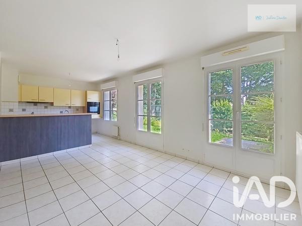 Appartement à vendre 3 pièces 65 m² Saint-Fargeau-Ponthierry