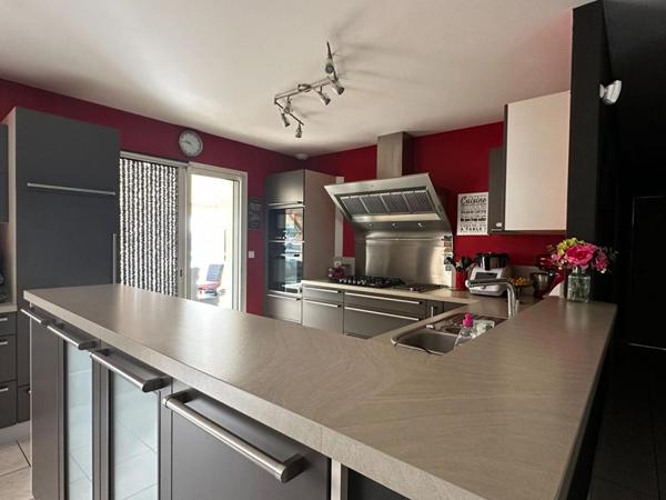 Maison Pipriac 6 pièce(s) 180 m2