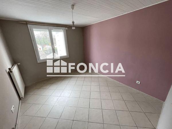 Location Appartement 4 pièces 76.57 m² - 23 RUE MARX DORMOY Valence 26000