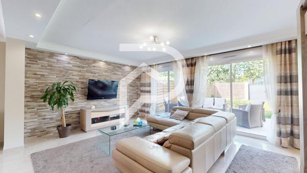 Maison 6 pièces 235 m2