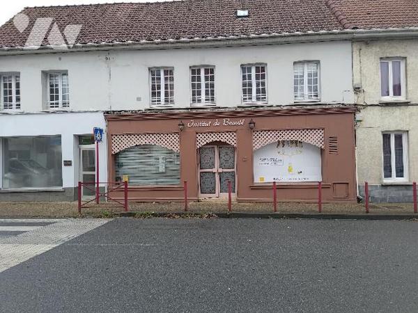 WIZERNES : local commercial