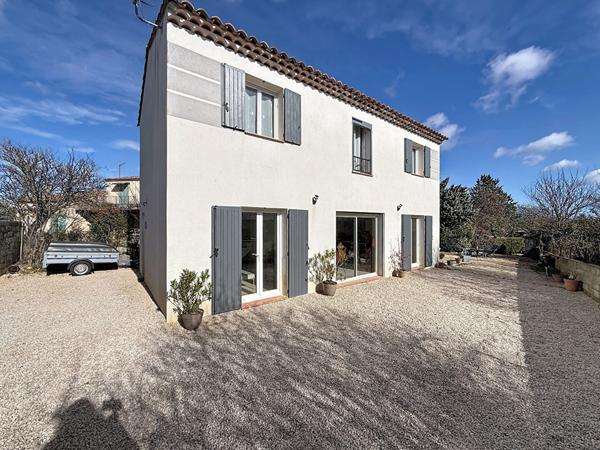 Maison T4 à vendre sur Saint Maximin la Sainte Baume au calme