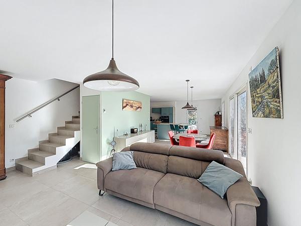 Maison T4 à vendre sur Saint Maximin la Sainte Baume au calme