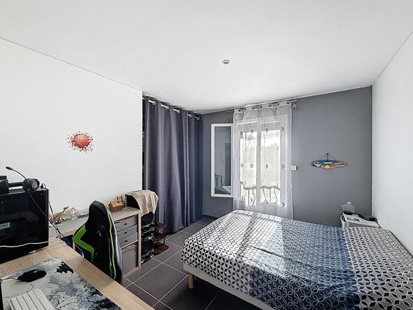 Maison T4 à vendre sur Saint Maximin la Sainte Baume au calme