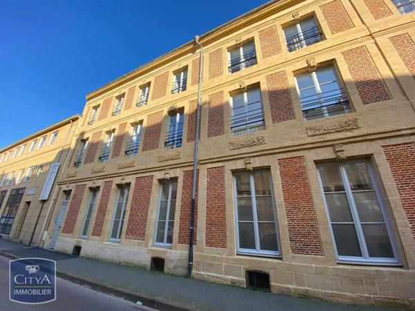 Appartement à louer 4 pièces 119.36m² Charleville-Mézières (08000)