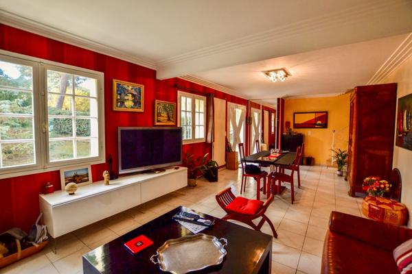 Arcachon (33120) Villa avec 4 chambres sur un terrain de 635 m2