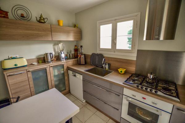 Arcachon (33120) Villa avec 4 chambres sur un terrain de 635 m2