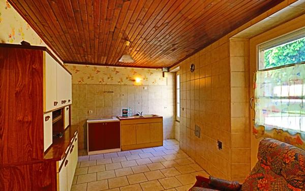 Maison à vendre    7 pièces • 229 m2 Sury-en-Vaux