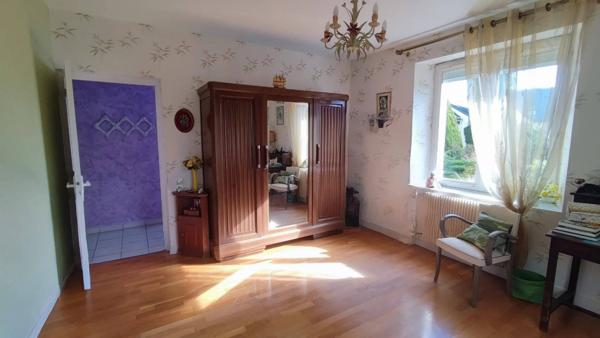 MAISON avec dépendance, grenier aménageable