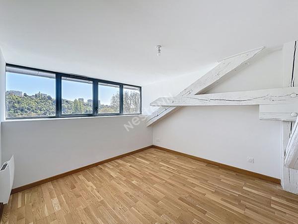 POITIERS Jardin des Plantes - Magnifique appartement T4 en duplex- Résidence avec ascenseur