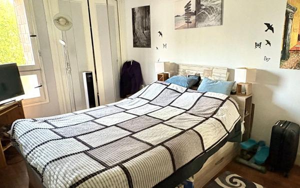 Appartement à vendre    3 pièces • 69,72 m2 Pantin