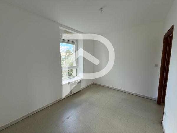 Immeuble 920 m2