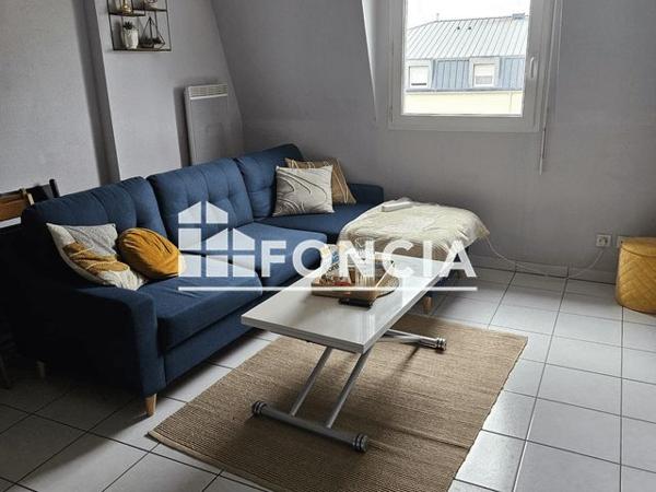 Location Appartement 2 pièces 40.3 m² - 117 A 125 BIS RUE DE LA VENDEE Cholet 49300