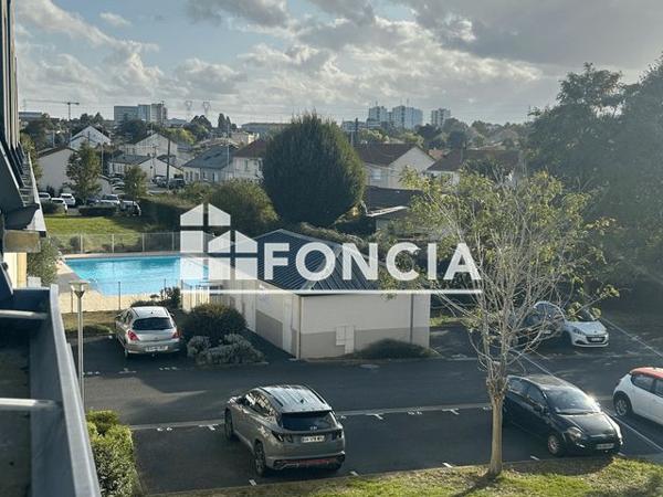 Location Appartement 2 pièces 40.3 m² - 117 A 125 BIS RUE DE LA VENDEE Cholet 49300