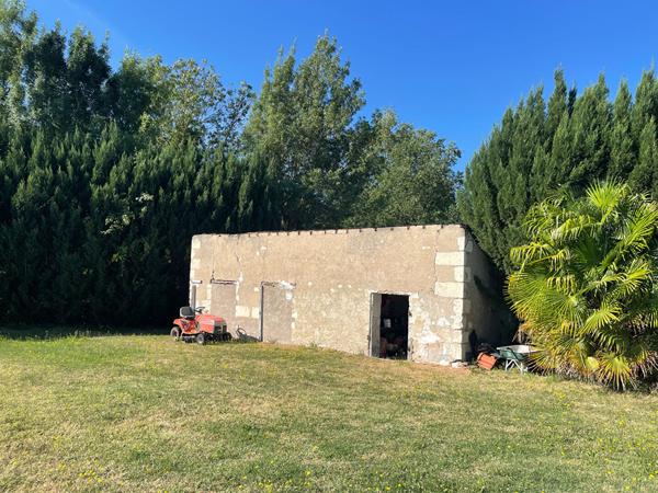 Maison Brain Sur Allonnes 4 pièce(s) 140 m2